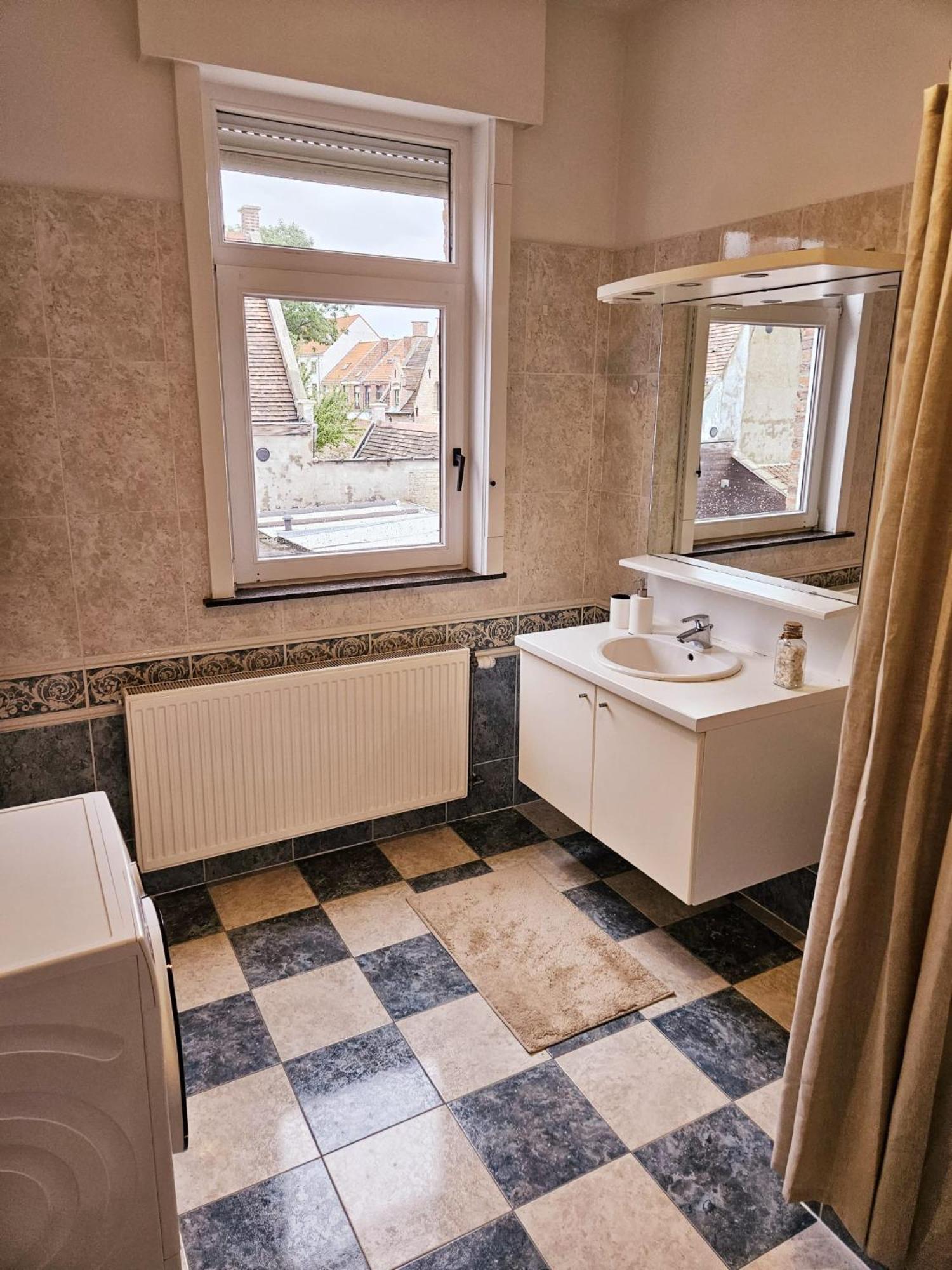 Die Scone B&B - Guestroom - Centre Of Bruges In Calm Area ภายนอก รูปภาพ